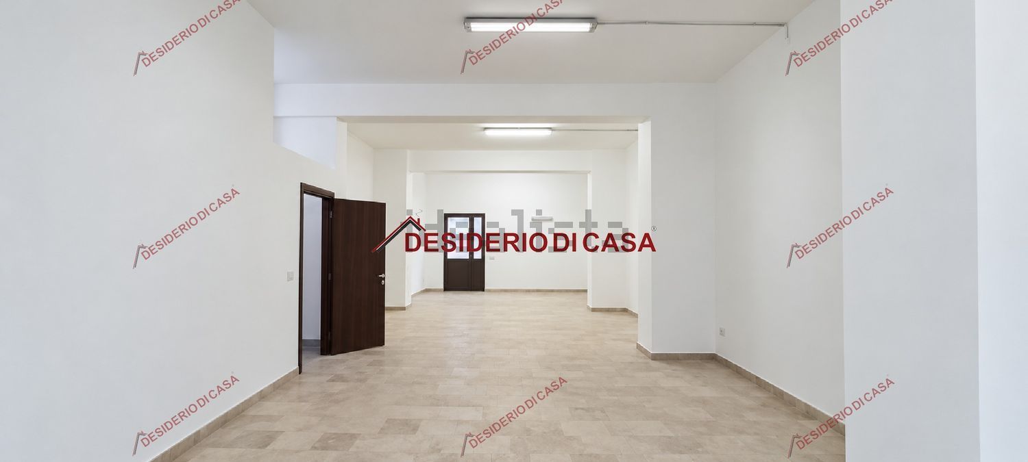 locale commerciale in vendita a Ficarazzi