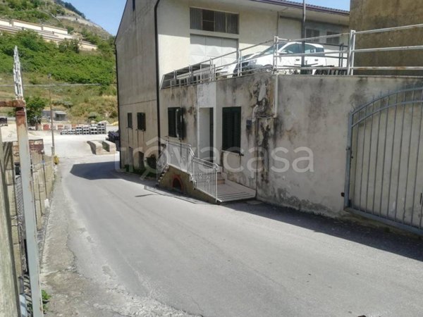 ufficio in vendita a Gangi
