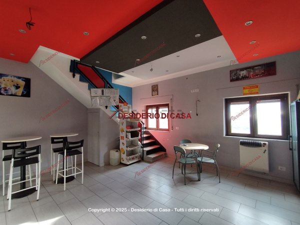 locale commerciale in vendita a Gangi