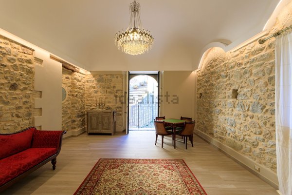 casa indipendente in vendita a Gangi