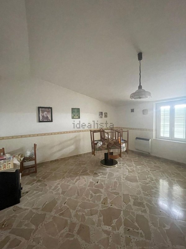 casa indipendente in vendita a Gangi