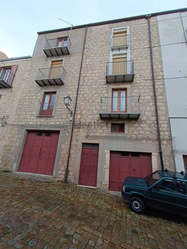 casa indipendente in vendita a Gangi