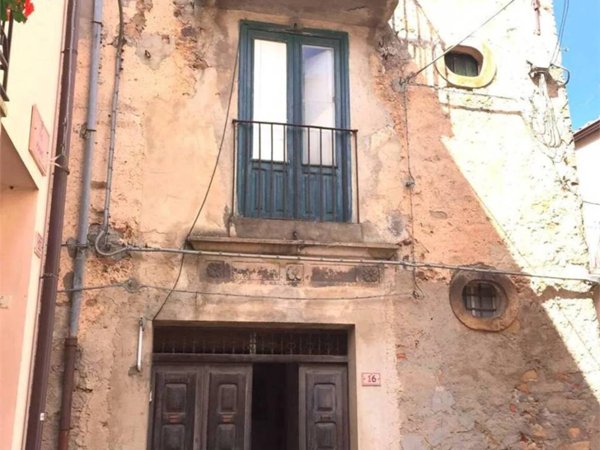 appartamento in vendita a Geraci Siculo