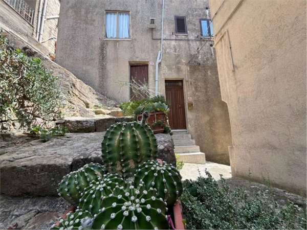 appartamento in vendita a Geraci Siculo