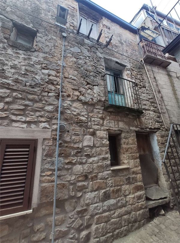 appartamento in vendita a Geraci Siculo