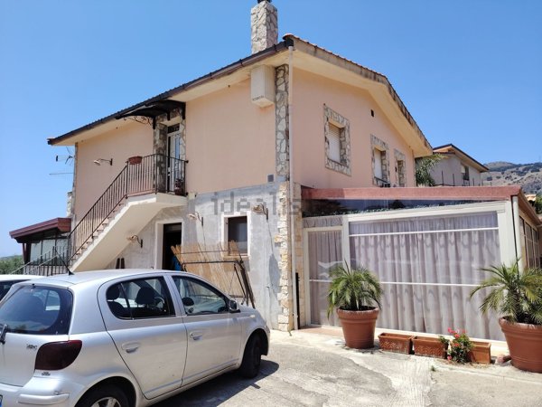 esavano in vendita a Giardinello