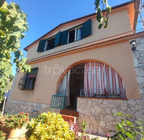 casa indipendente in vendita a Giardinello