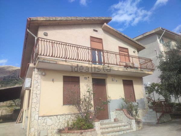 casa indipendente in vendita a Giardinello