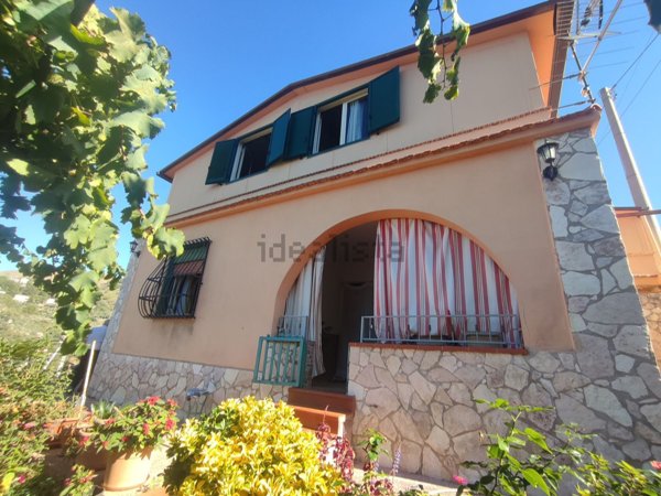 casa indipendente in vendita a Giardinello