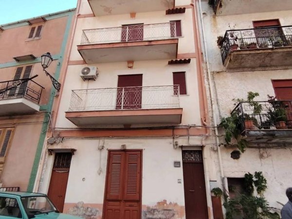 intera palazzina in vendita a Giardinello