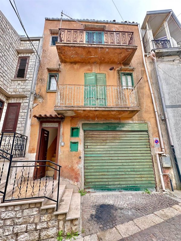 casa indipendente in vendita a Giuliana
