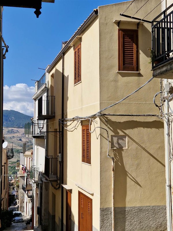 casa indipendente in vendita a Giuliana