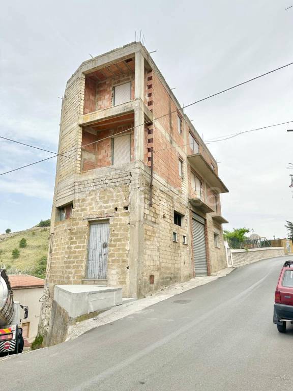 casa indipendente in vendita a Giuliana