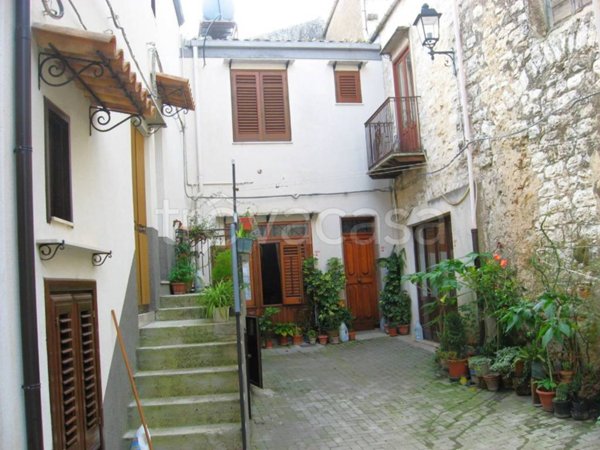 casa indipendente in vendita a Giuliana