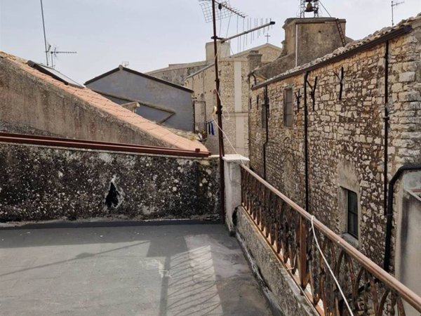 appartamento in vendita a Giuliana