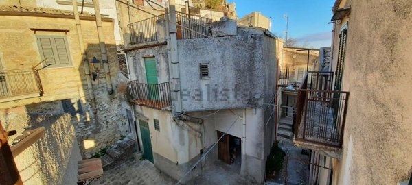 appartamento in vendita a Giuliana