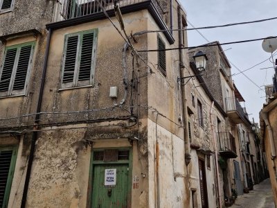 casa indipendente in vendita a Giuliana