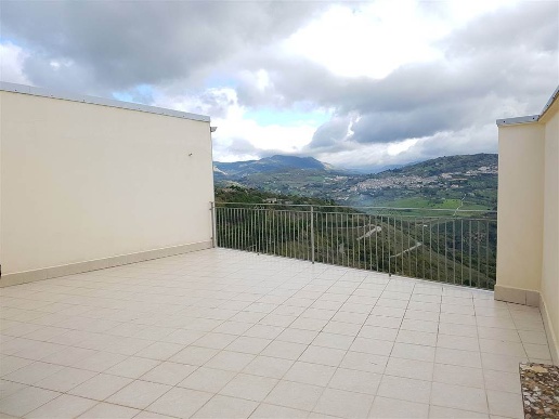 appartamento in vendita a Giuliana