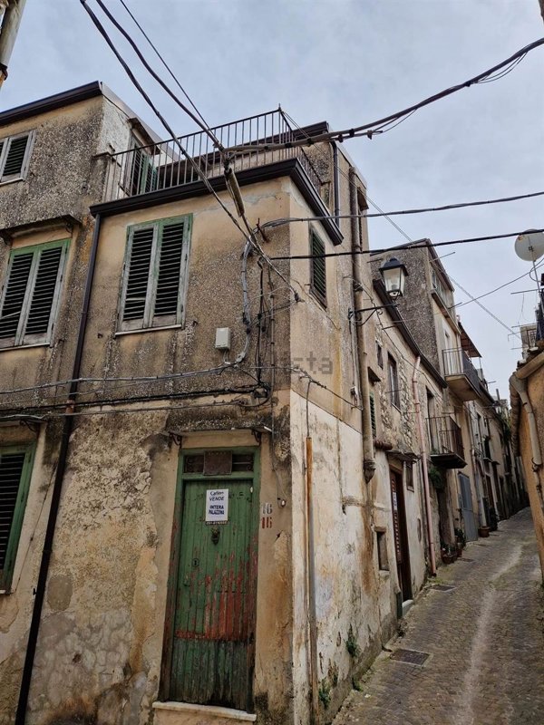 casa indipendente in vendita a Giuliana