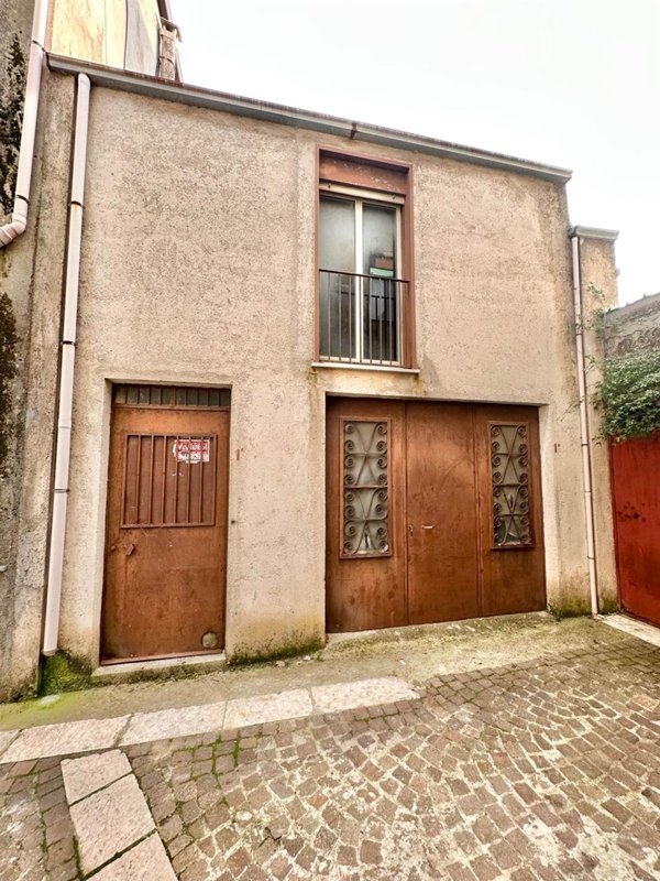 casa semindipendente in vendita a Giuliana