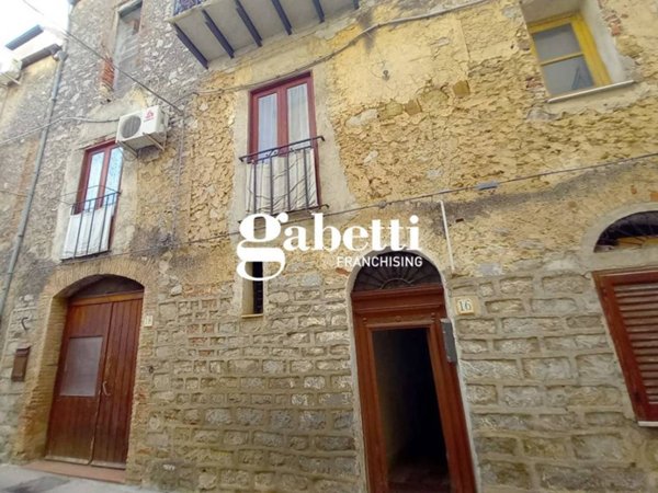 casa indipendente in vendita a Gratteri