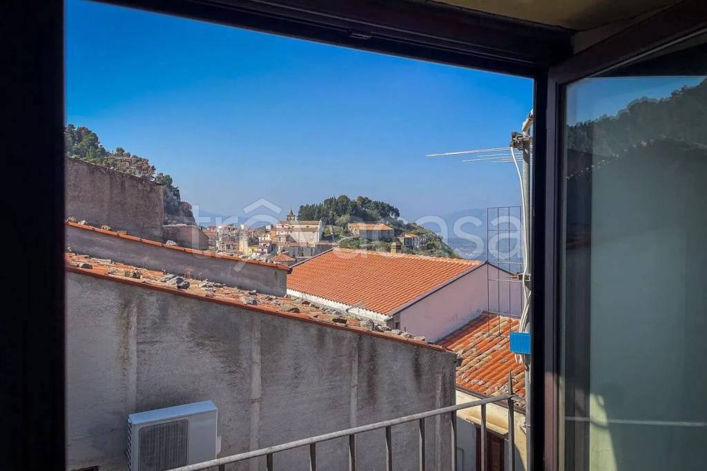 casa indipendente in vendita a Gratteri