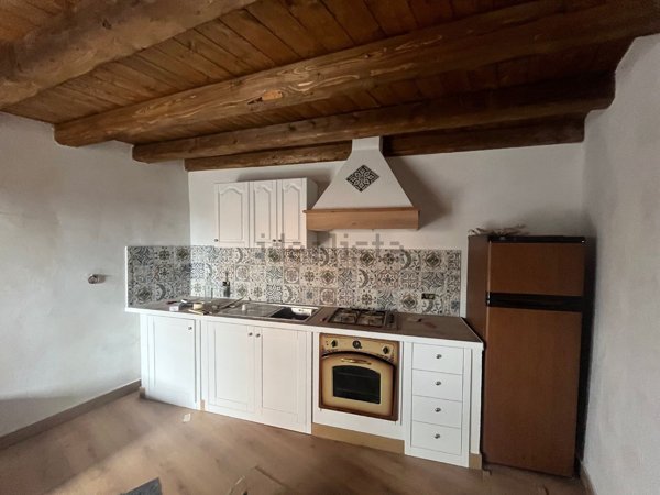 casa indipendente in vendita a Gratteri