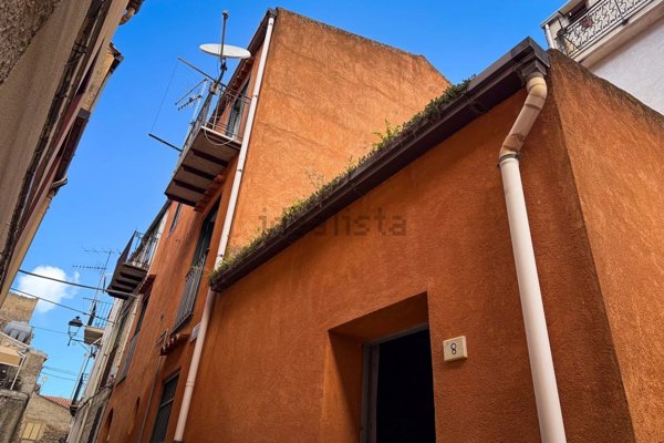 casa indipendente in vendita a Gratteri