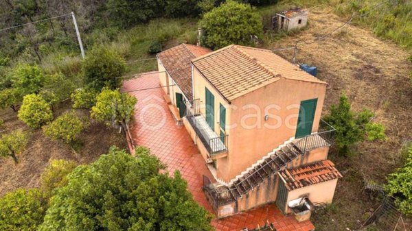 casa indipendente in vendita a Gratteri