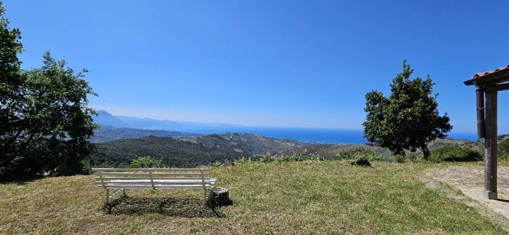 casa indipendente in vendita a Gratteri