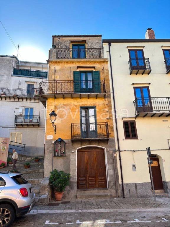 casa indipendente in vendita a Gratteri