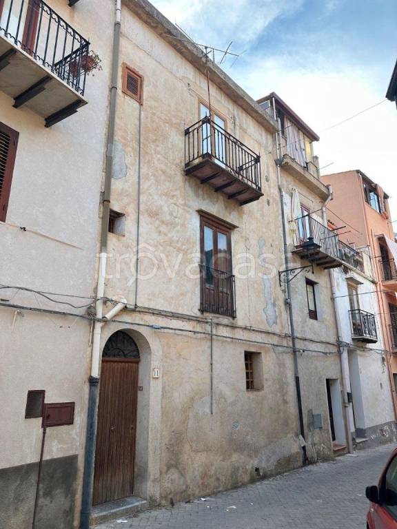 casa indipendente in vendita a Gratteri