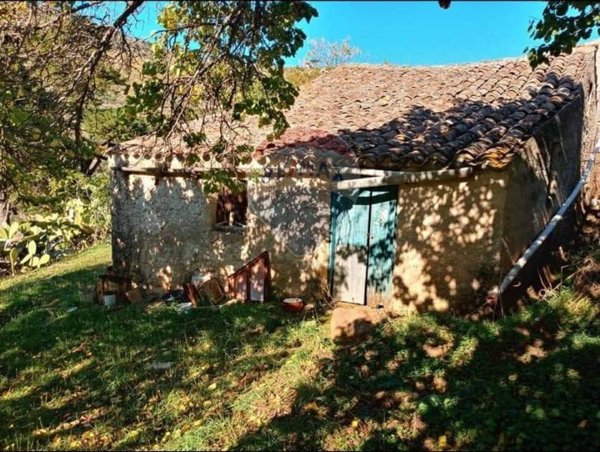 casa indipendente in vendita a Gratteri