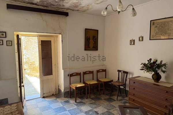 casa indipendente in vendita a Gratteri