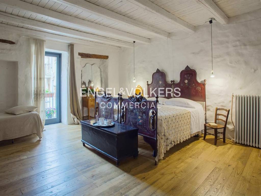 intera palazzina in vendita a Gratteri