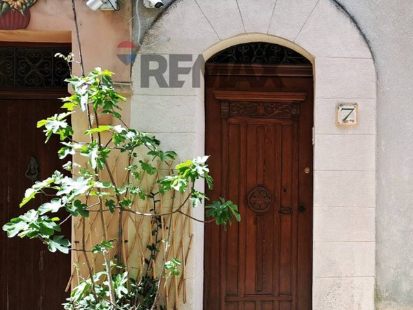 casa indipendente in vendita a Gratteri