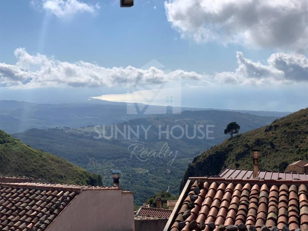 casa indipendente in vendita a Gratteri