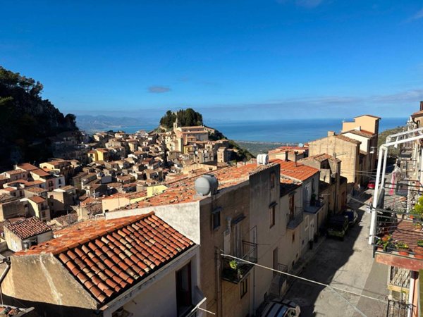 casa indipendente in vendita a Gratteri