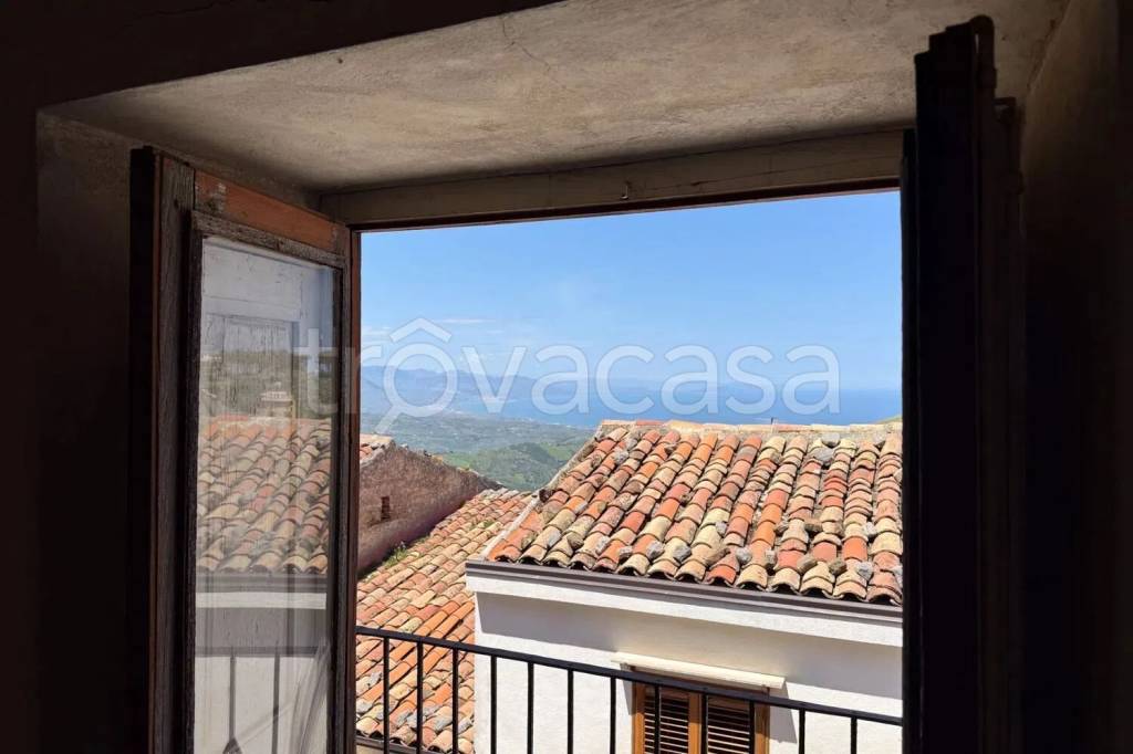casa indipendente in vendita a Gratteri