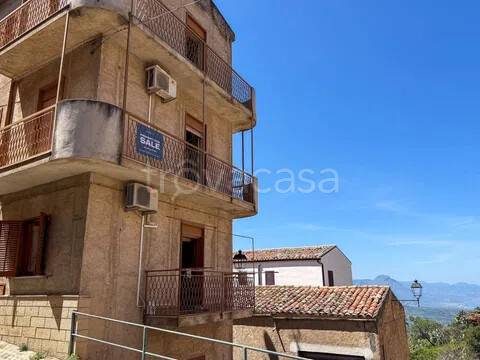 casa indipendente in vendita a Gratteri