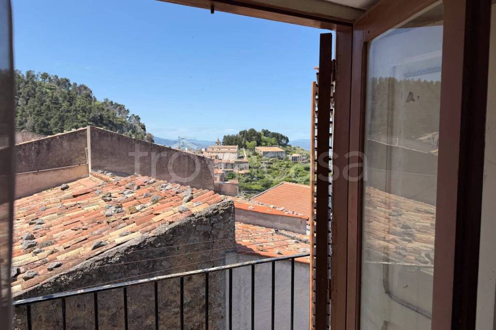 casa indipendente in vendita a Gratteri