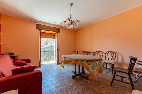 casa indipendente in vendita a Gratteri