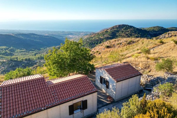 casa indipendente in vendita a Gratteri