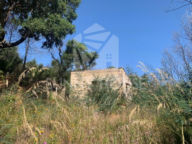 locale di sgombero in vendita a Gratteri