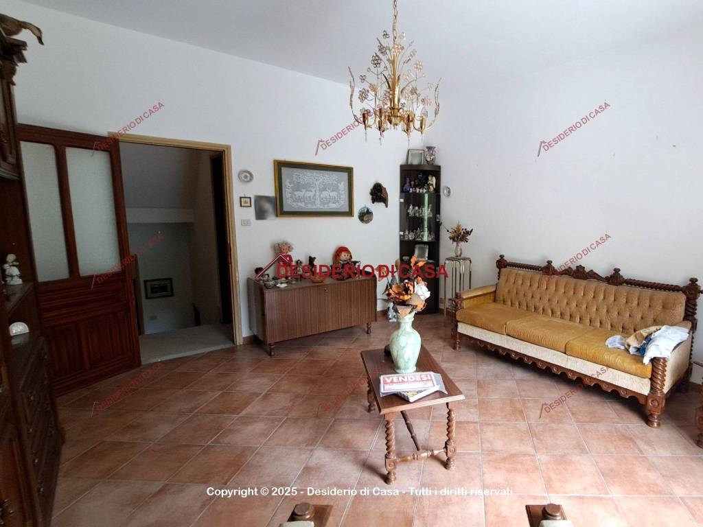 casa indipendente in vendita ad Isnello