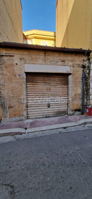 locale commerciale in vendita ad Isola delle Femmine