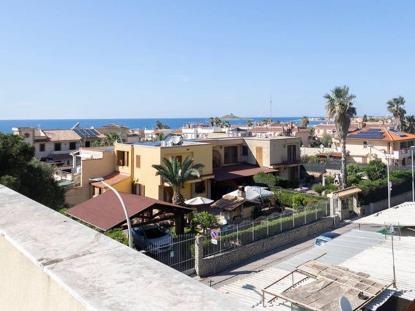 casa indipendente in vendita ad Isola delle Femmine