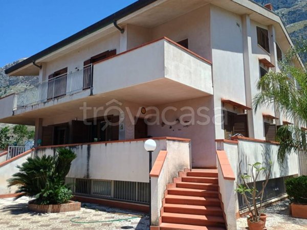 casa indipendente in vendita ad Isola delle Femmine
