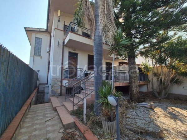 casa indipendente in vendita ad Isola delle Femmine