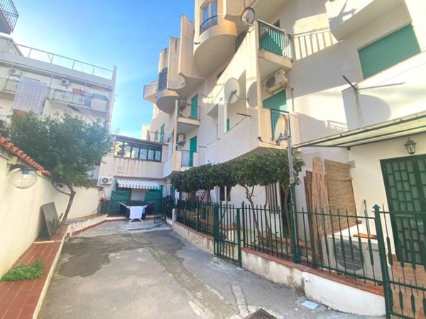 appartamento in vendita ad Isola delle Femmine